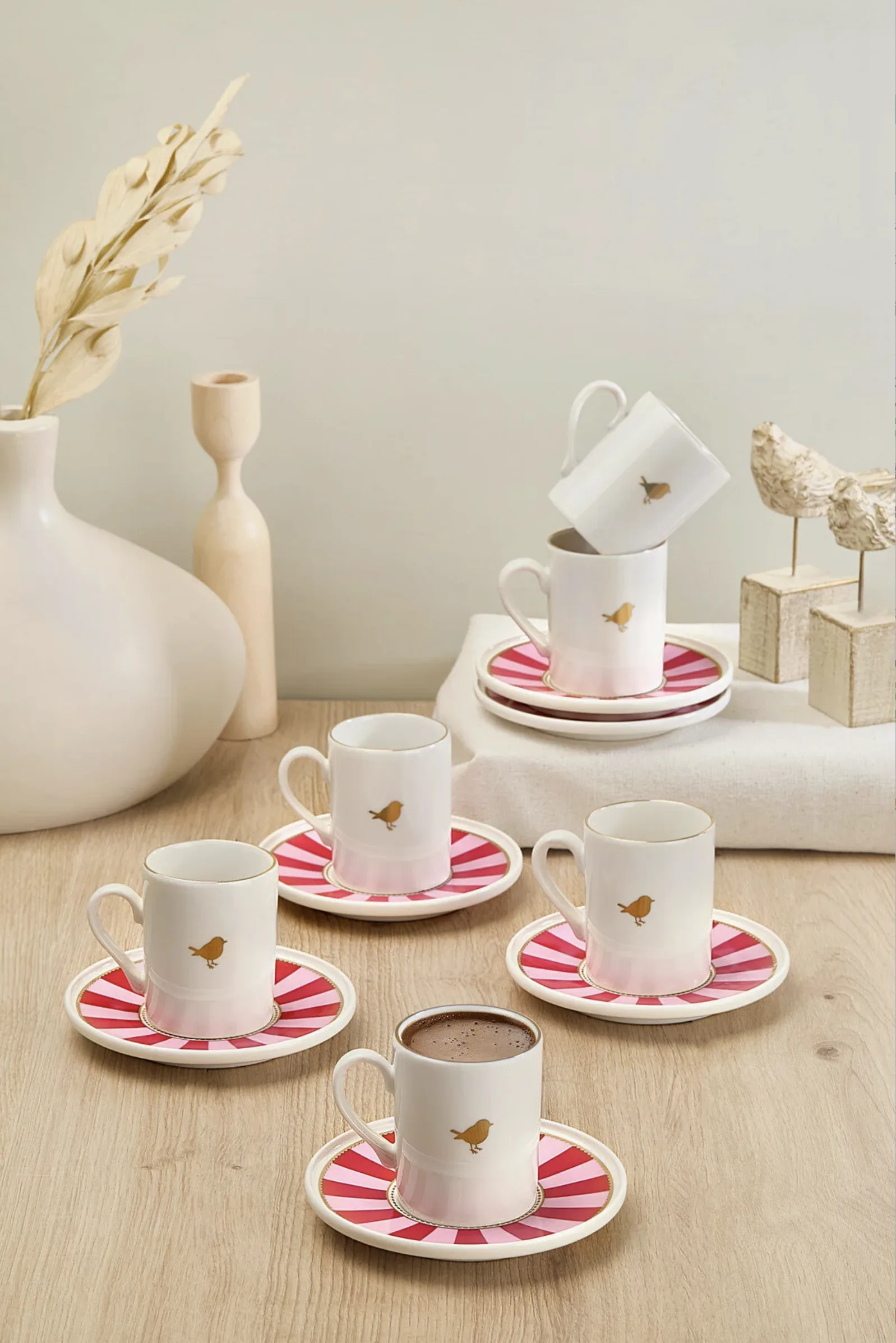 Kitchen Life 6 Kişilik Lovely Birds Porselen Altın Yaldızlı Kahve Fincanı Takımı - Gold Kuşlu Kahve Fincanı